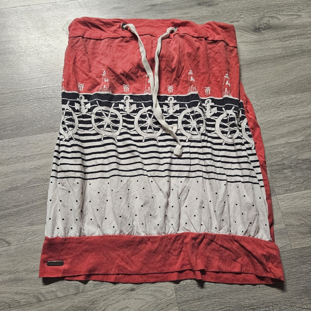 7|$30 Fenchurch Tube Top
